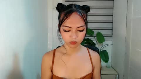 Snapshot of ayalvrs18 chatting on 12, 2, 2025 ayalvrs18 online show from 12, 2, 2025