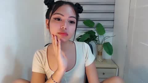 Snapshot of ayalvrs18 chatting on 17, 2, 2025 ayalvrs18 online show from 17, 2, 2025