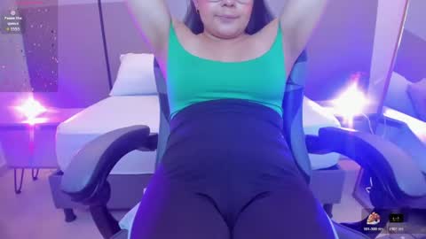 Snapshot of ayla13_ chatting on 22, 4, 2026 Alyda Jaramillo online show from 22, 4, 2026