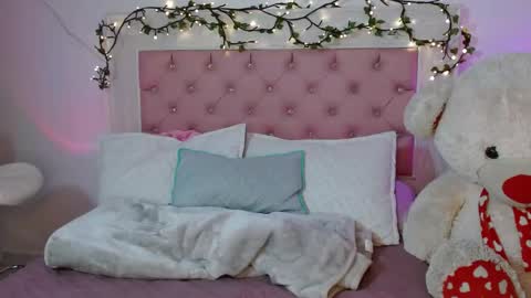 AYLEEN    online show from 11, 4, 2026