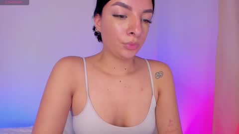 Snapshot of aylinnzambrano_ chatting on 22, 2, 2025 Aylin  online show from 22, 2, 2025