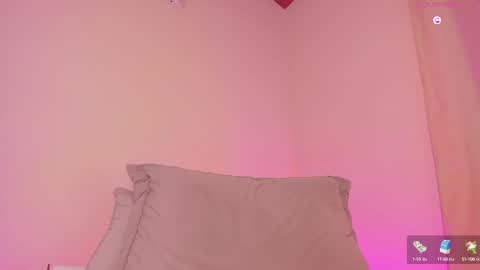 Snapshot of aylinnzambrano_ chatting on 4, 3, 2025 Aylin  online show from 4, 3, 2025