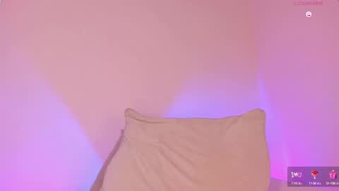 Snapshot of aylinnzambrano_ chatting on 8, 3, 2025 Aylin  online show from 8, 3, 2025