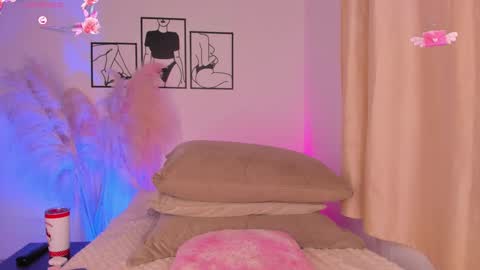 Snapshot of aylinnzambrano_ chatting on 22, 9, 2025 Aylin  online show from 22, 9, 2025