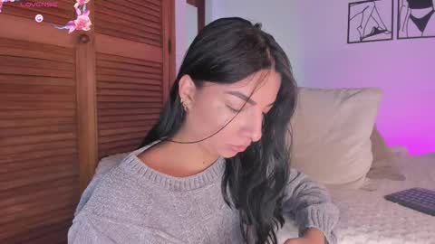 Snapshot of aylinnzambrano_ chatting on 15, 10, 2025 Aylin  online show from 15, 10, 2025