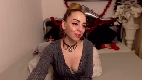 Snapshot of aylynrichard chatting on 30, 12, 2024 aylynrichard online show from 30, 12, 2024