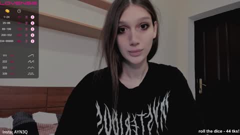 Snapshot of ayn3q chatting on 8, 12, 2024 AYNEK fansly online show from 8, 12, 2024