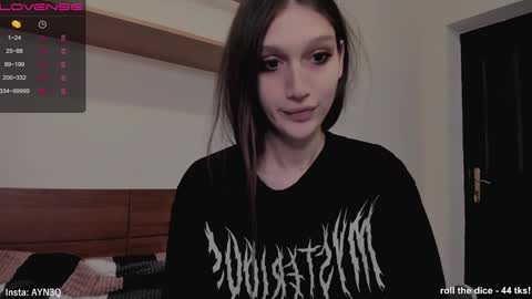 Snapshot of ayn3q chatting on 8, 12, 2024 AYNEK fansly online show from 8, 12, 2024