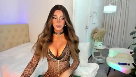 godess yora online show from 3, 6, 2026