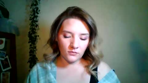 Snapshot of ayrix chatting on 19, 9, 2025 ayrix online show from 19, 9, 2025