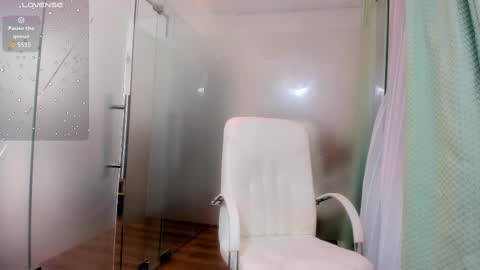 Ayumi online show from 28, 2, 2025