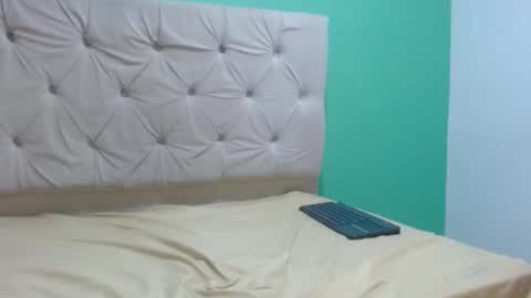 azaharacameroncm101 online show from 21, 9, 2025