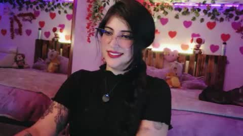 Snapshot of azaharnoor chatting on 2, 7, 2026 Azahar online show from 2, 7, 2026