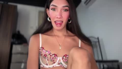 Snapshot of azalea_cum69 chatting on 11, 6, 2026 azalea_cum69 online show from 11, 6, 2026