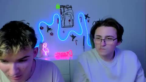 Snapshot of azen_rush chatting on 9, 1, 2026 azen_rush online show from 9, 1, 2026