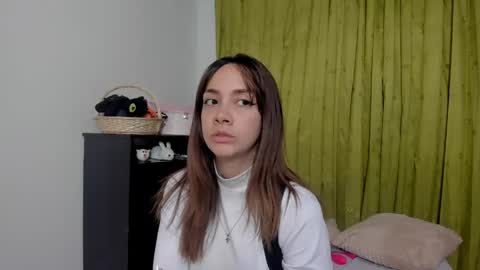 azumi saan online show from 22, 4, 2026