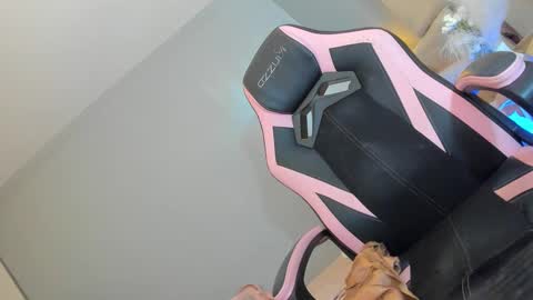 Nikka online show from 3, 1, 2025