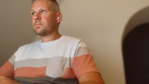 Snapshot of b125953 chatting on 12, 7, 2026 b125953 online show from 12, 7, 2026