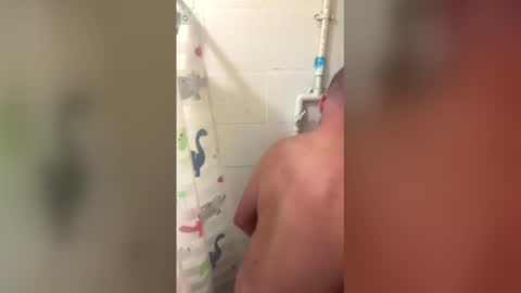 b44212157 online show from 17, 4, 2026