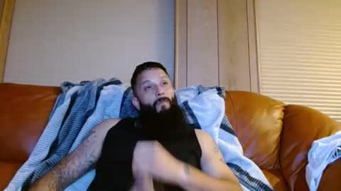 Snapshot of b713htx chatting on 7, 11, 2025 Miguel online show from 7, 11, 2025