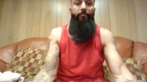 Snapshot of b713htx chatting on 26, 11, 2025 Miguel online show from 26, 11, 2025