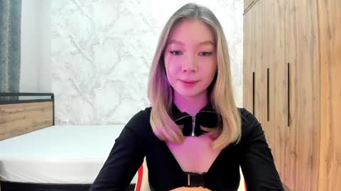 Snapshot of babby_rabbit_ chatting on 3, 6, 2026 Cute Raby online show from 3, 6, 2026