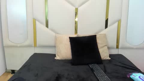 nika strom online show from 5, 6, 2026