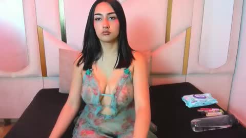 nika strom online show from 9, 6, 2026