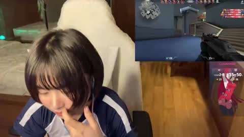 Snapshot of babiej_ chatting on 21, 10, 2025 Jialyn online show from 21, 10, 2025