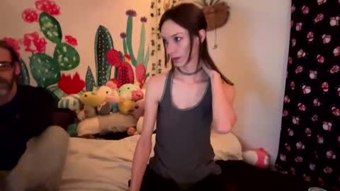 Fern Browning online show from 4, 2, 2025