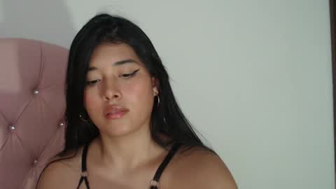 Snapshot of baby_honey24 chatting on 23, 12, 2024 BABY HONEY online show from 23, 12, 2024