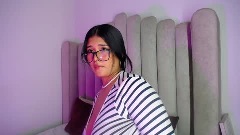 Snapshot of baby_honey24 chatting on 15, 1, 2025 BABY HONEY online show from 15, 1, 2025