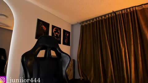Junior       Independent Model online show from 3, 6, 2026