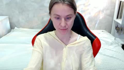 baby_kitte online show from 30, 9, 2025