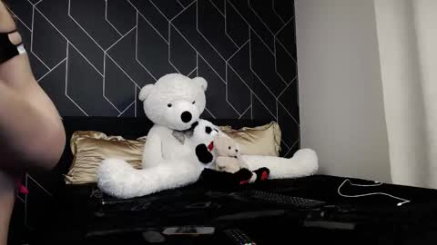 babyy online show from 2, 6, 2026