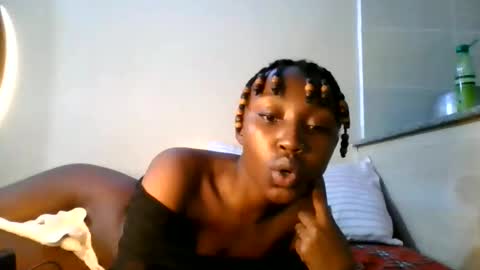 Snapshot of baby_smiler chatting on 17, 5, 2026 baby_smiler online show from 17, 5, 2026