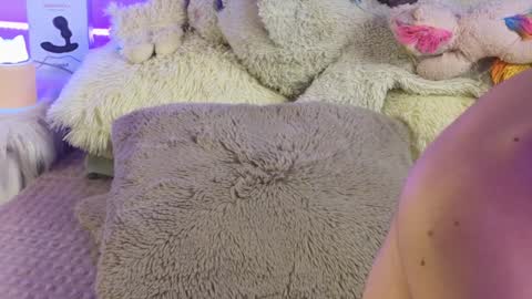 Snapshot of baby_xian chatting on 31, 12, 2024  Dani  online show from 31, 12, 2024