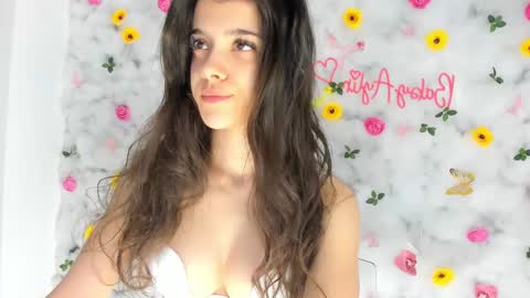 Aylin  online show from 27, 2, 2025