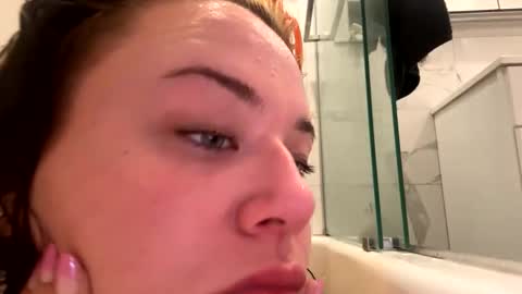 babyjulesxoxo online show from 16, 9, 2025