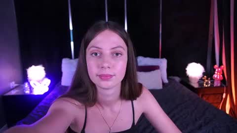 Snapshot of babylumii chatting on 1, 7, 2026 Lady Vi online show from 1, 7, 2026