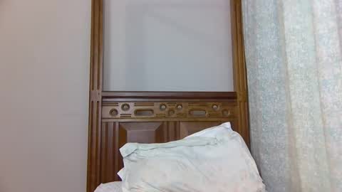 babytylerr online show from 24, 10, 2025