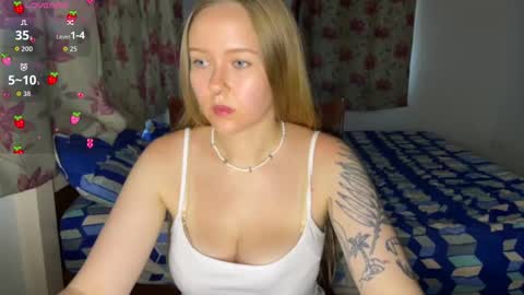 Snapshot of babyytonight chatting on 2, 11, 2025 NEXT STREAM  1AM GMT3  Alice    online show from 2, 11, 2025