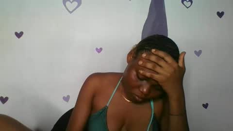 Snapshot of bad_bitch09 chatting on 12, 10, 2025 Bad bitch09 online show from 12, 10, 2025