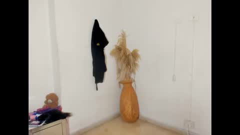 Snapshot of bad_girl_deluxe chatting on 3, 11, 2025 bad_girl_deluxe online show from 3, 11, 2025