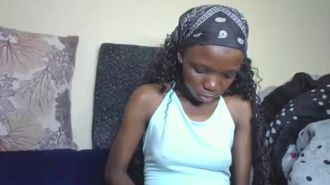 baddie_floxxy online show from 13, 4, 2026