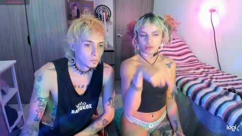 Dan  Lila  online show from 8, 4, 2026