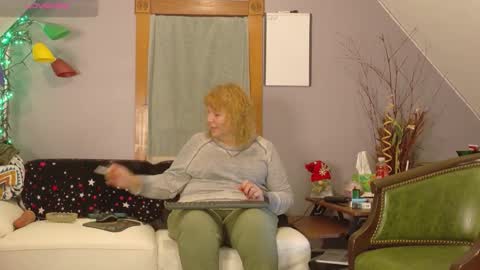 Badgirlpr online show from 25, 11, 2025