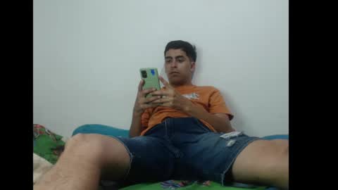 Snapshot of badjuanhot chatting on 10, 1, 2025 Juan Help us reach 100 likes online show from 10, 1, 2025