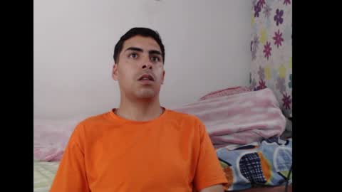 Snapshot of badjuanhot chatting on 11, 1, 2025 Juan Help us reach 100 likes online show from 11, 1, 2025