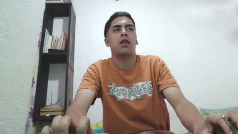 Snapshot of badjuanhot chatting on 15, 1, 2025 Juan Help us reach 100 likes online show from 15, 1, 2025